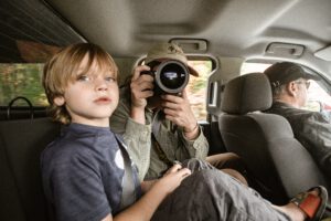 tips voor op vakantie lange autorit kinderen