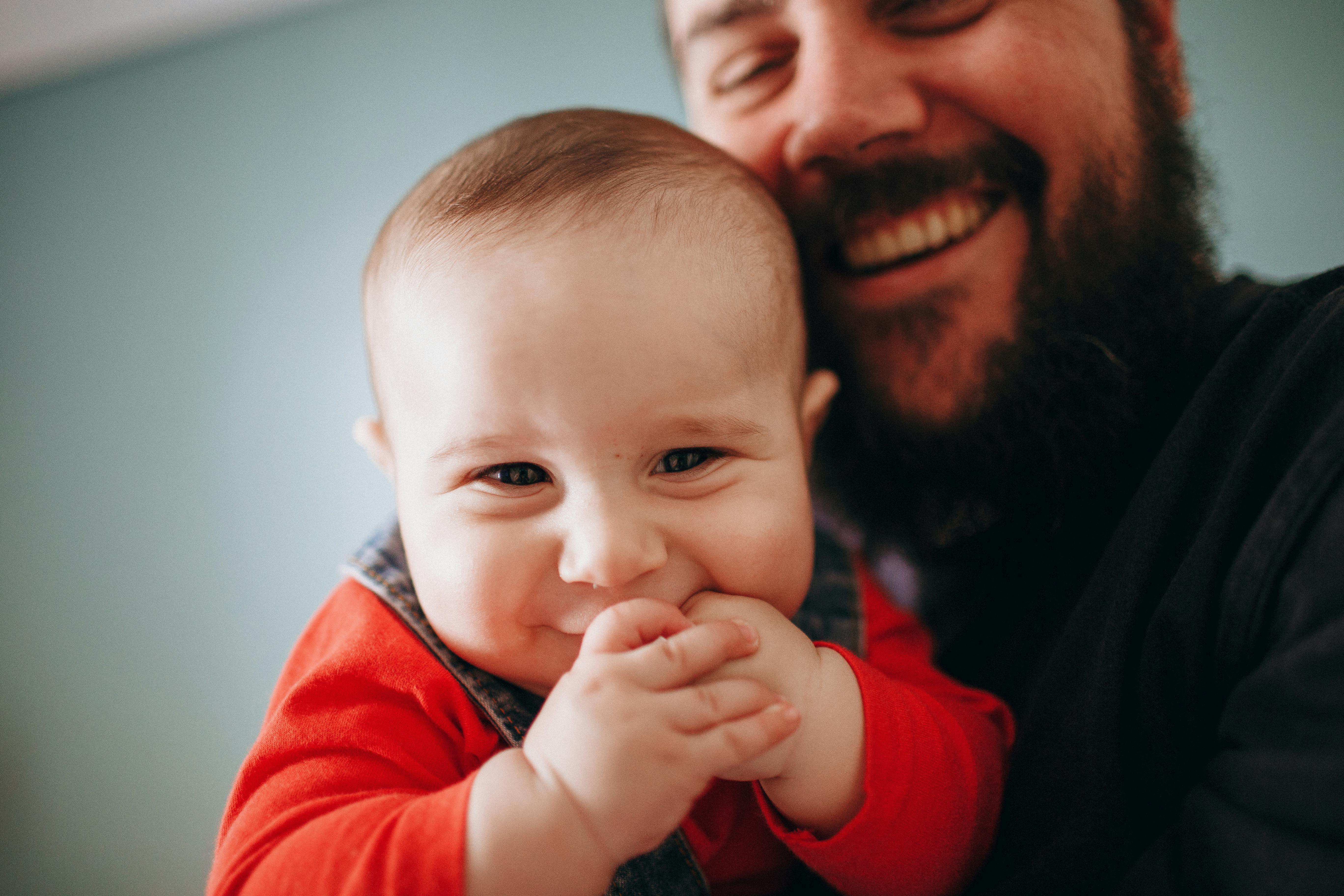 baby lijkt op vader